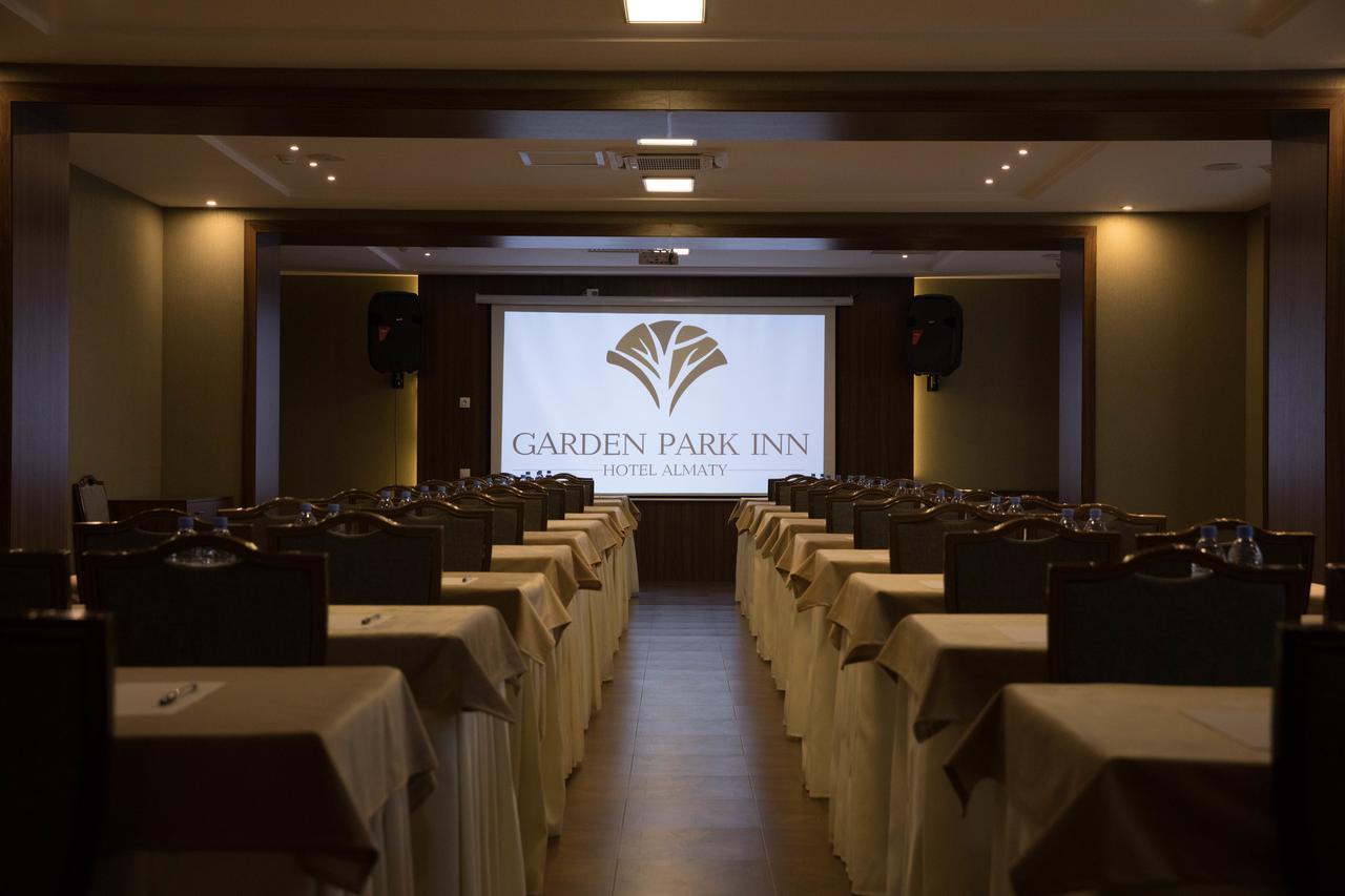 Garden Park Inn Almaty Exterior foto