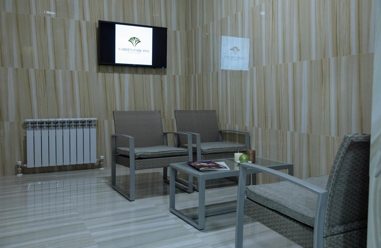 Garden Park Inn Almaty Exterior foto